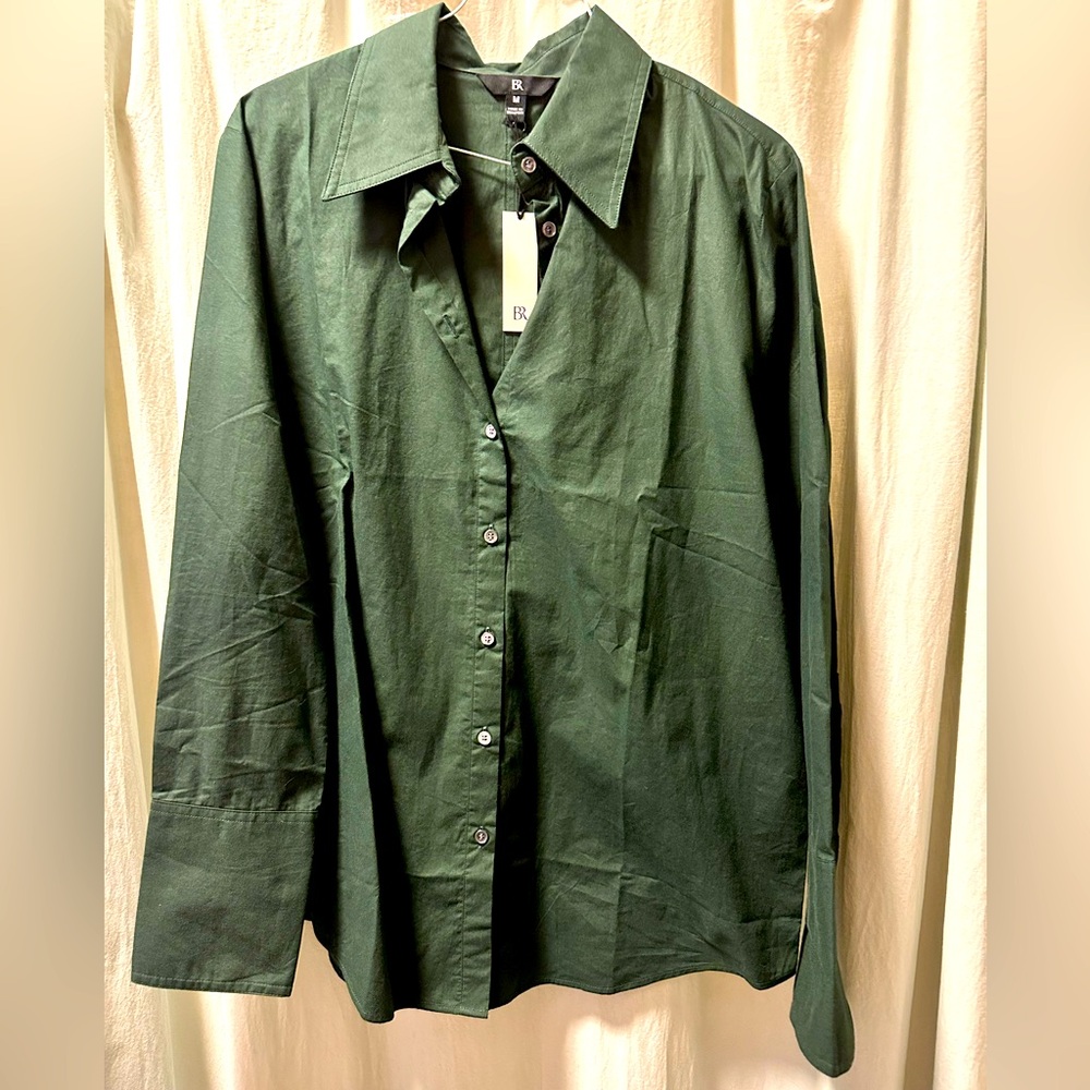 Banana Republic NWT button down Women’s top Sz M